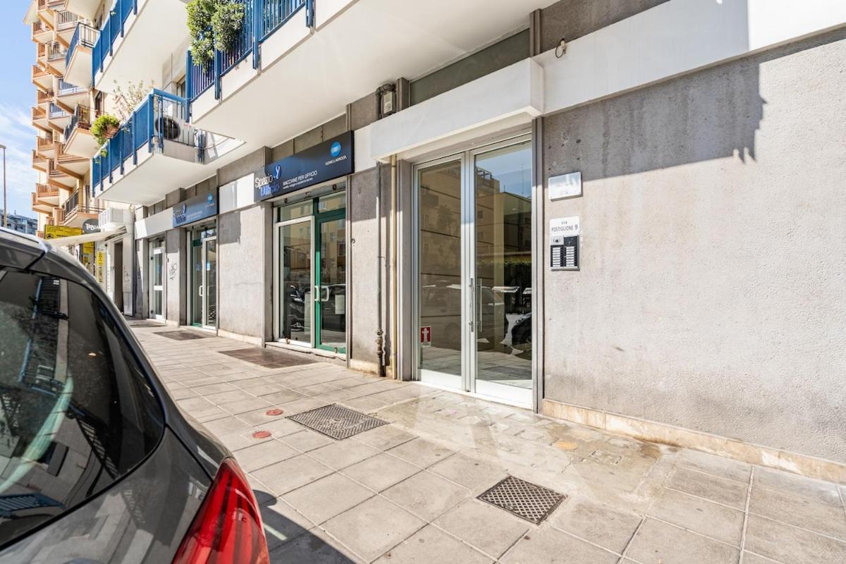Miki'S Home - Central Rooms Bari Bagian luar foto
